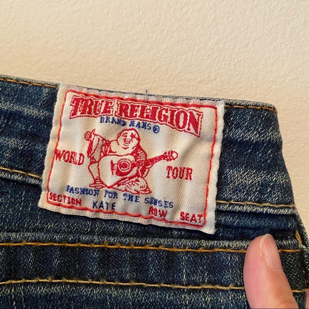TRUE RELIGION Straight Leg Cropped Denim Capris Size 27 - Picture 4 of 9